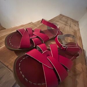 Salt water sandals original women’s 8